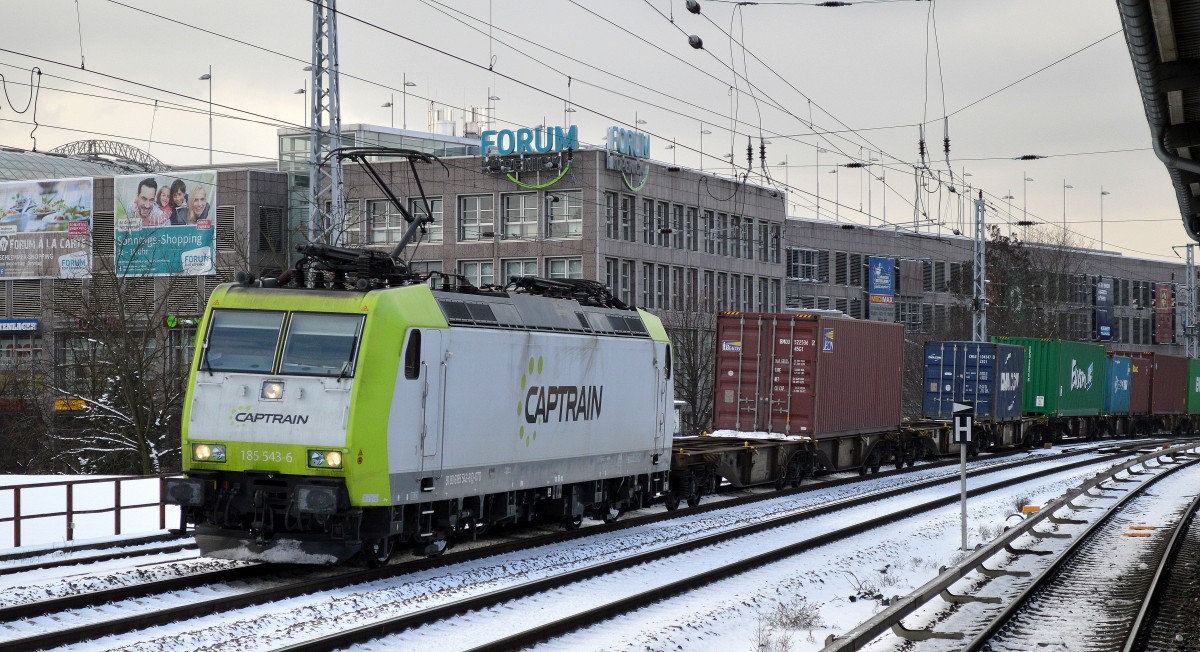 Captrain/ITL 185 543-6 mit Containerzug am 20.01.16 Berlin-Köpenick.