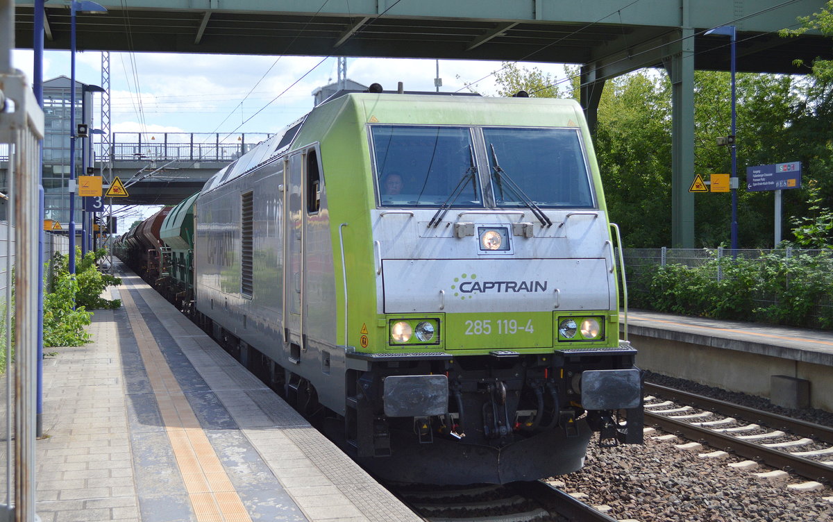 Captrain/ITL 285 119-4 mit Schüttgutwagenzug am 07.07.16 Bf. Berlin-Hohenschönhausen.