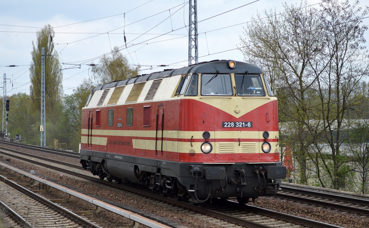 Cargo Logistik Rail Service GmbH mit 228 321-6 (92 80 1228 321-6 D-CLR) am 07.04.14 Richtung Karower Kreuz Berlin.