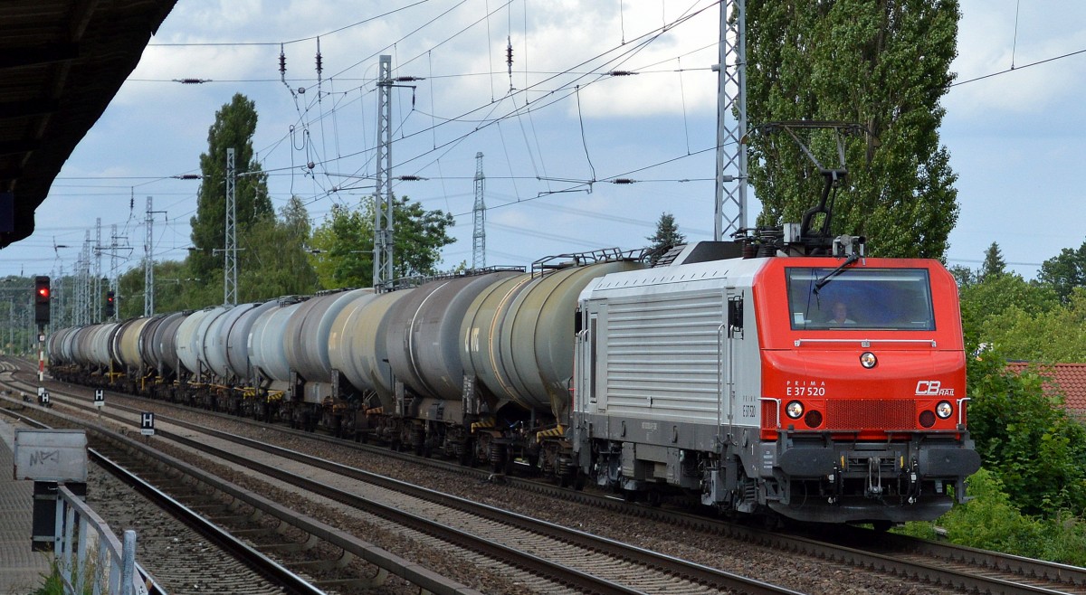 CB Rail Mietlok PRIMA E 37 520 für cTL mit Kesselwagenzug Richtung Karower Kreuz Berlin, 19.06.14