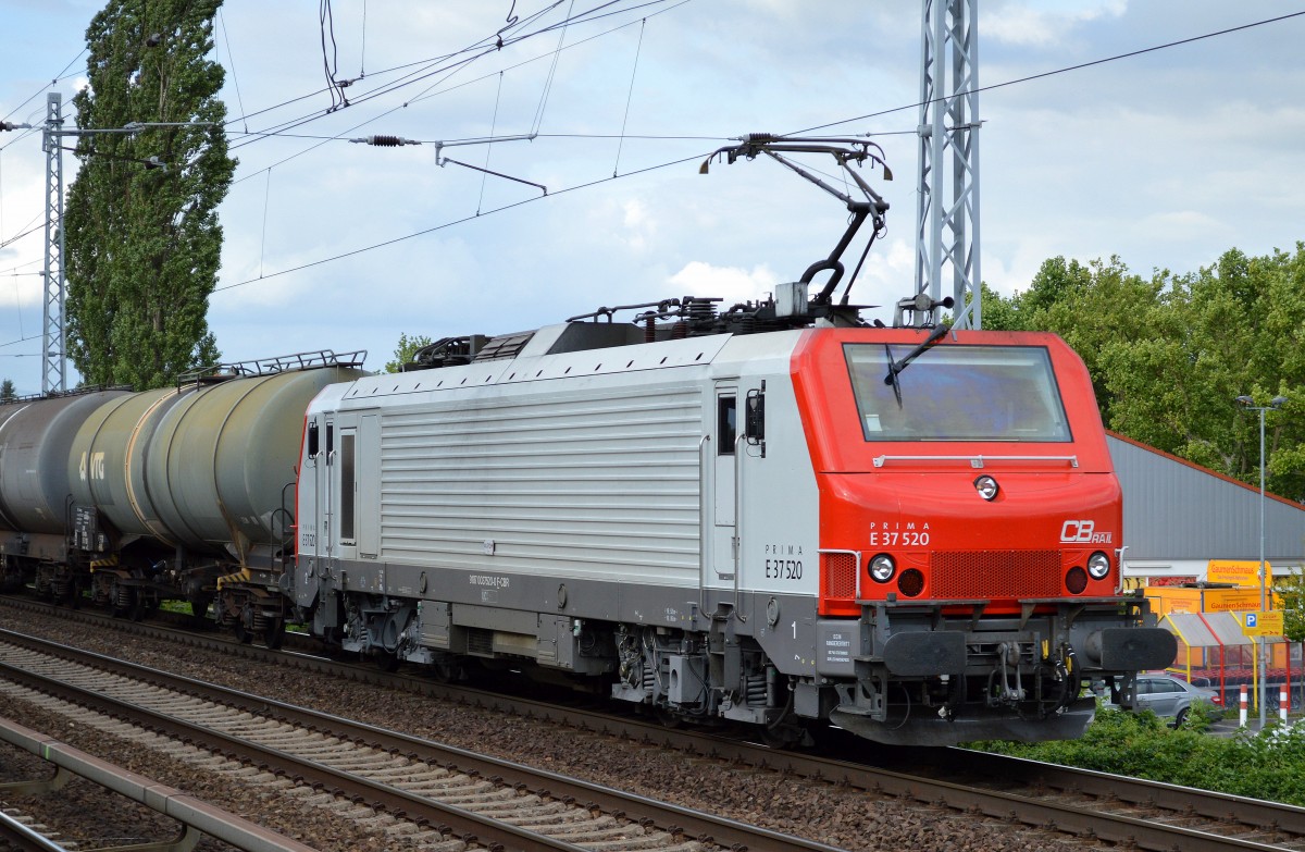 CBRail Mietlok PRIMA E 37 520 (9187 0037 520-0 F-CBR, Alstom Bj.2008)f�r CTL mit Kesselwagenzug am 19.06.14 Berlin-Karow.  