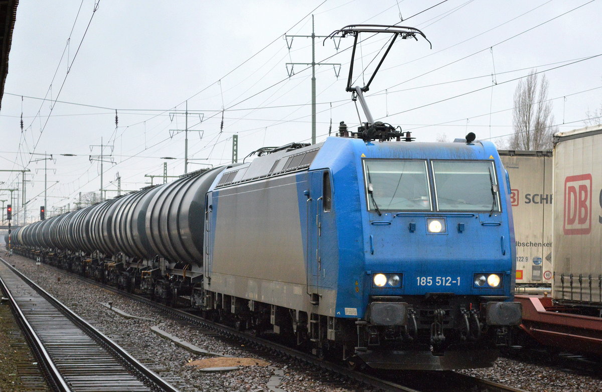 CFL Cargo Deutschland GmbH mit der 185 512-1 und Kesselwagenzug am 01.03.17 Bf. Flughafen Berlin-Schönefeld.