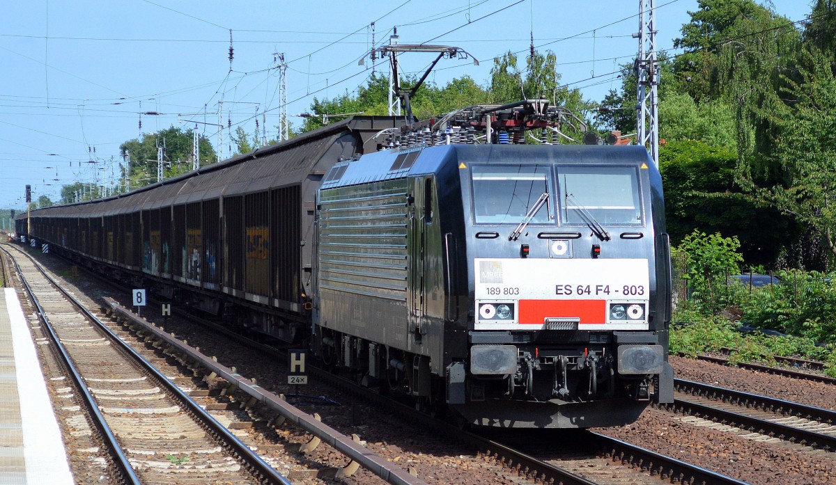 CTL mit MRCE Dipolok 189-803/ES 64 F4-803 mit langem Ganzzug Schiebewandwagen am 17.06.15 Berlin-Hirschgarten.