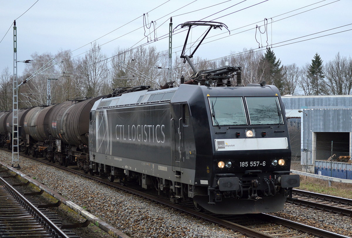 CTL mit der MRCE Dispolok 185 557-6 und Kesselwagenzug (leer) Richtung Stendell am 23.03.17 Mühlenbeck bei Berlin.