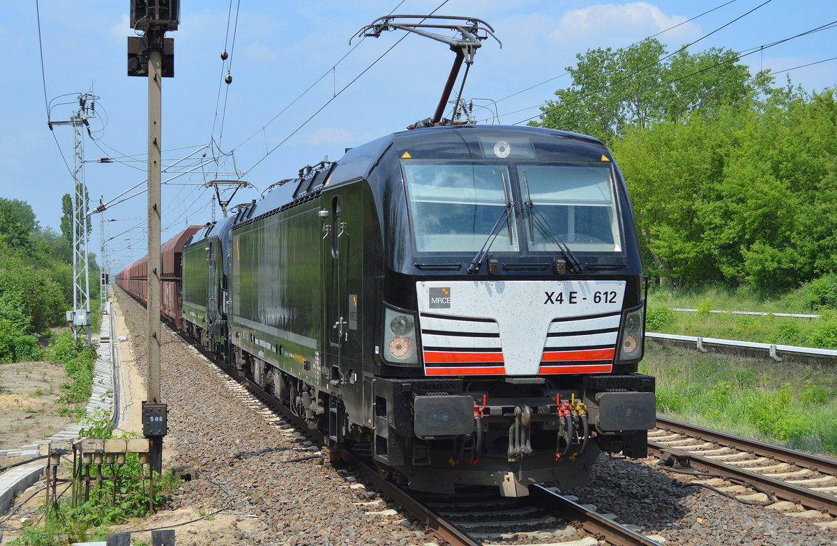 DB mit X4 E - 612 + X4 E-? mit Erzzug am 23.05.16 Berlin-Hohenschönhausen.