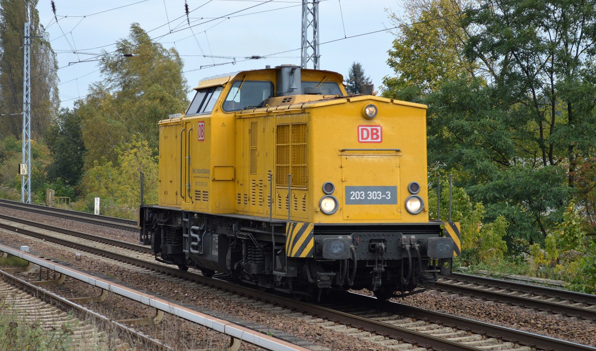 DB Netz Instandhaltung mit 203 303-3 am 07.10.14 Berlin-Karow.