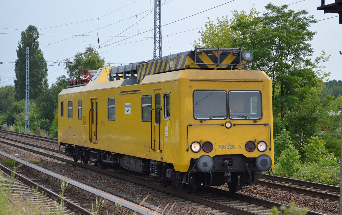 DB ORT 708 326-4 am 26.06.15 Berlin-Karow.