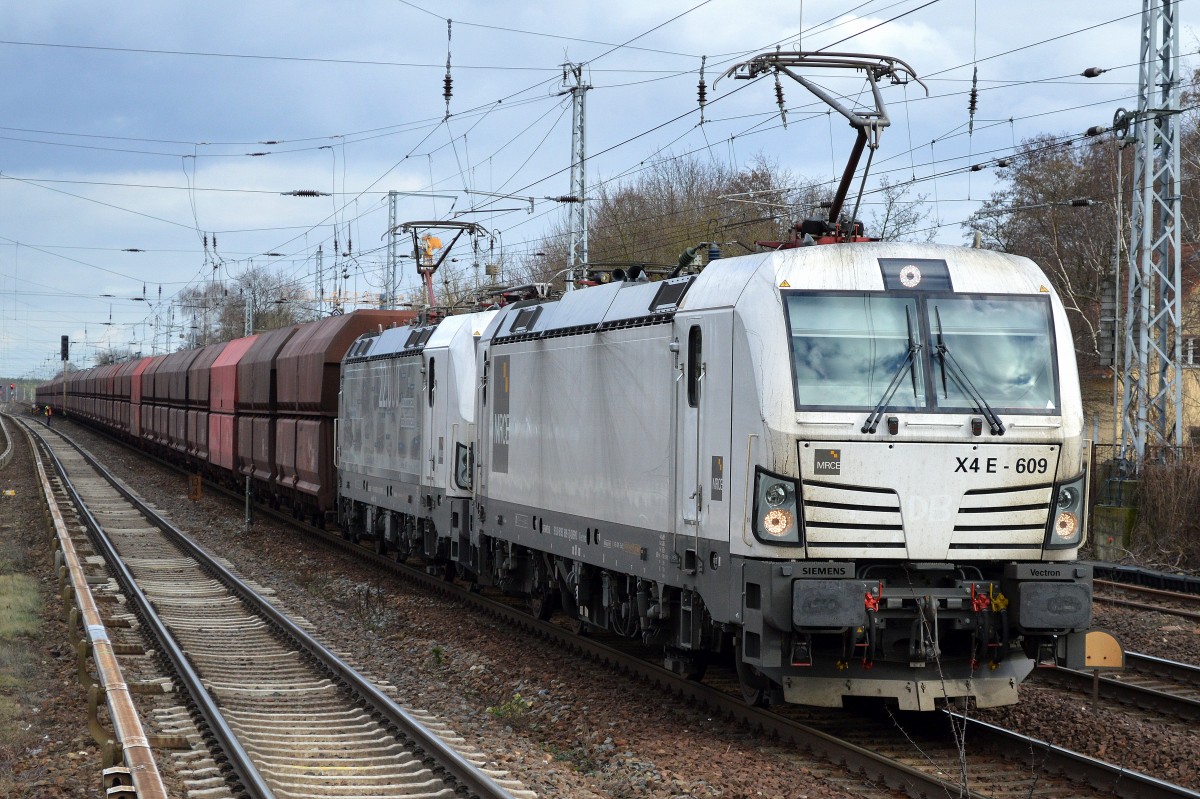 DB Schenker Rail mit der Vectron Traktion X4 E - 609 + X4 E - 610 von MRCE nir Erzzug (Leerfahrt) am 23.02.16 Berlin-Hirschgarten.