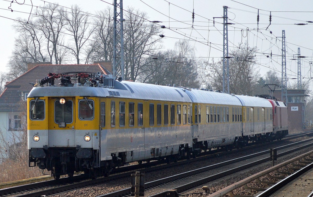 DB Systemtechnik mit Messzug mit Schublok 182 506 am 25.03.15 Berlin-Karow Richtung Bernau. 