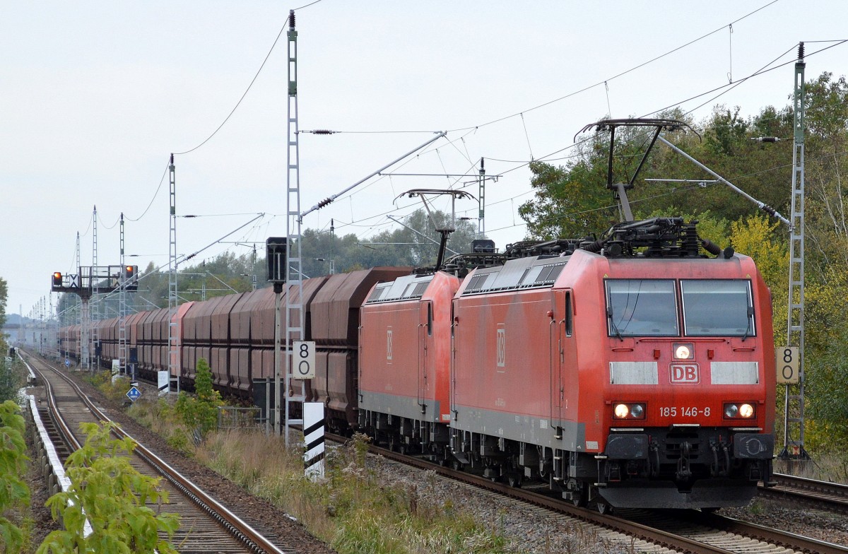 Doppeltraktion 185 146-8 + 185 040-3 mit Erzzug Richtung karower Kreuz Berlin am 14.10.14 Mühlenbeck/Mönchmühle b.Berlin.
