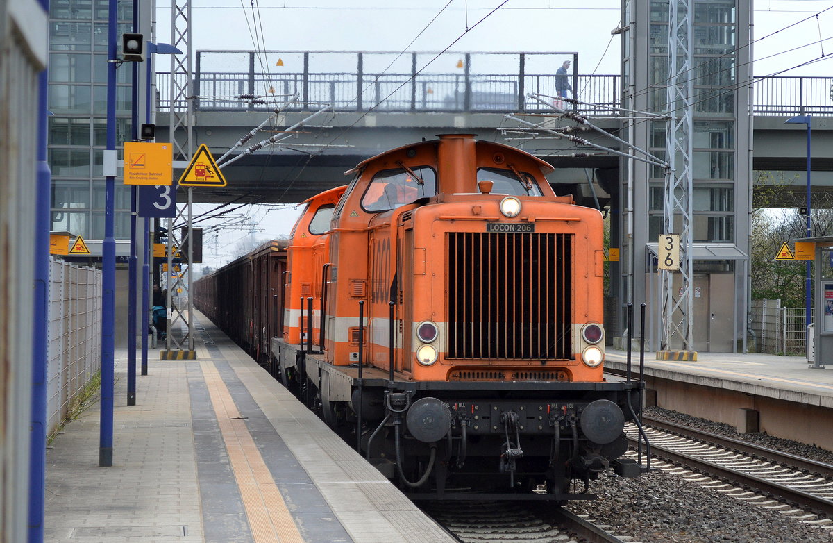Doppeltraktion LOCON 206 (212 095-4) + LOCON 207 (212 358-6) mit Ganzzug tschechischer Rolldachwagen am 06.04.16 Berlin-Hohenschönhausen.