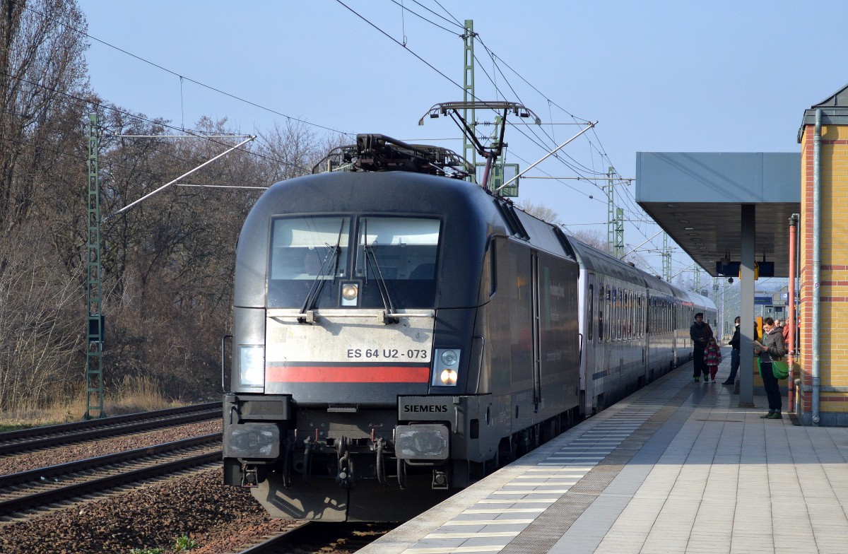 EC 249 mit MRCE Taurus ES U2-073 Richtung Berlin Hbf. am 14.03.14 Durchfahrt Bhf. Berlin-Jungfernheide.