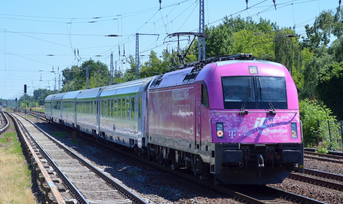 EC mit PKPIC Husarz 5 370 010 am 02.07.15 Berlin Hirschgarten.