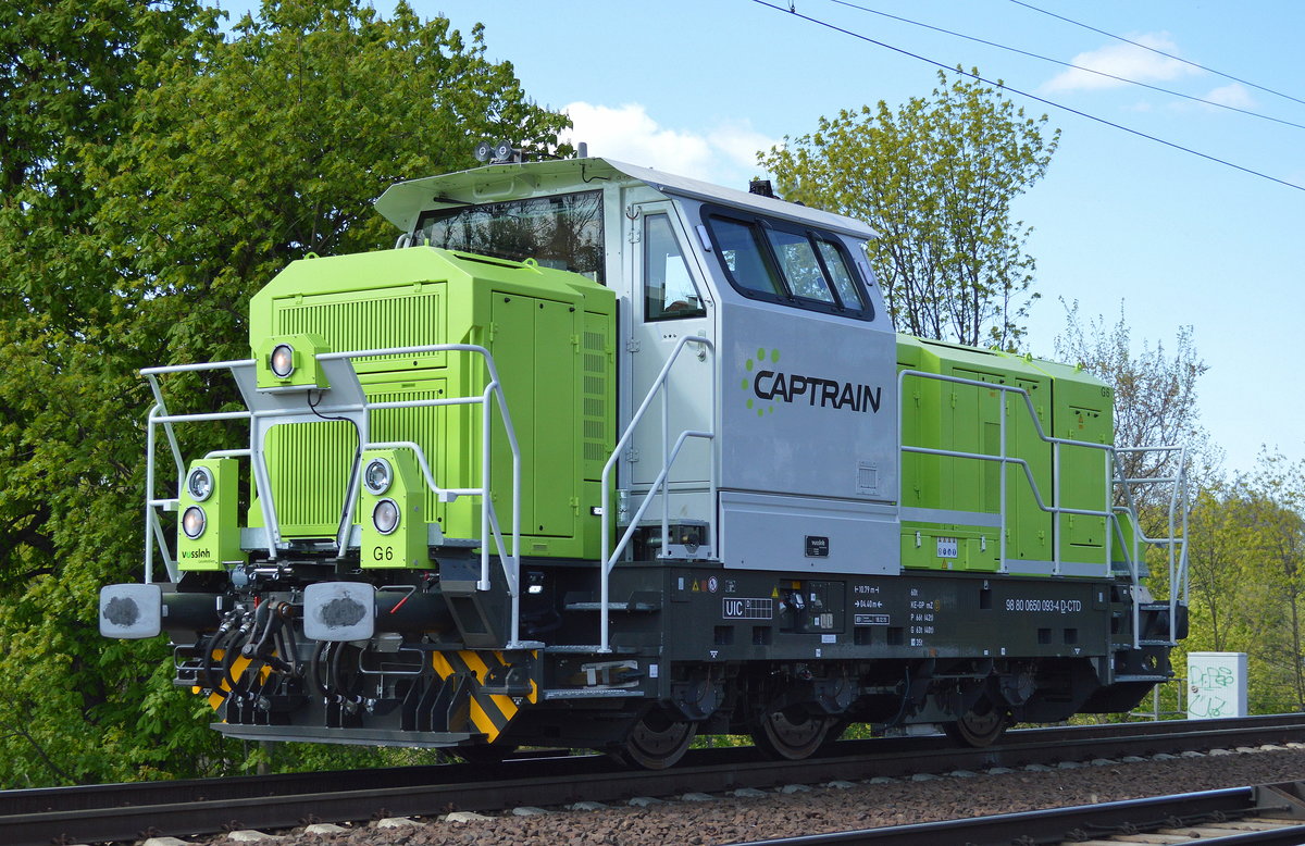 Eine kleine Überraschung, diese Vossloh G 6 von Captrain (98 80 0650 093-4 D-CTD) am Nachmittag im Berliner Raum, 02.05.16 Berlin-Wuhlheide.