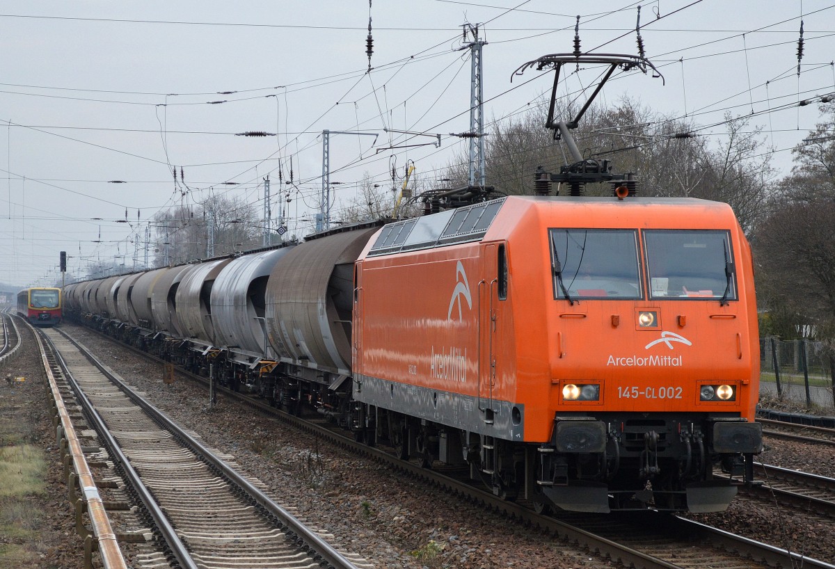 EKO Trans mit 145-CL 002 (145 082-4) mit Staubgutzug (Kohlestaub) am 19.06.16 Berlin-Hirschgarten.