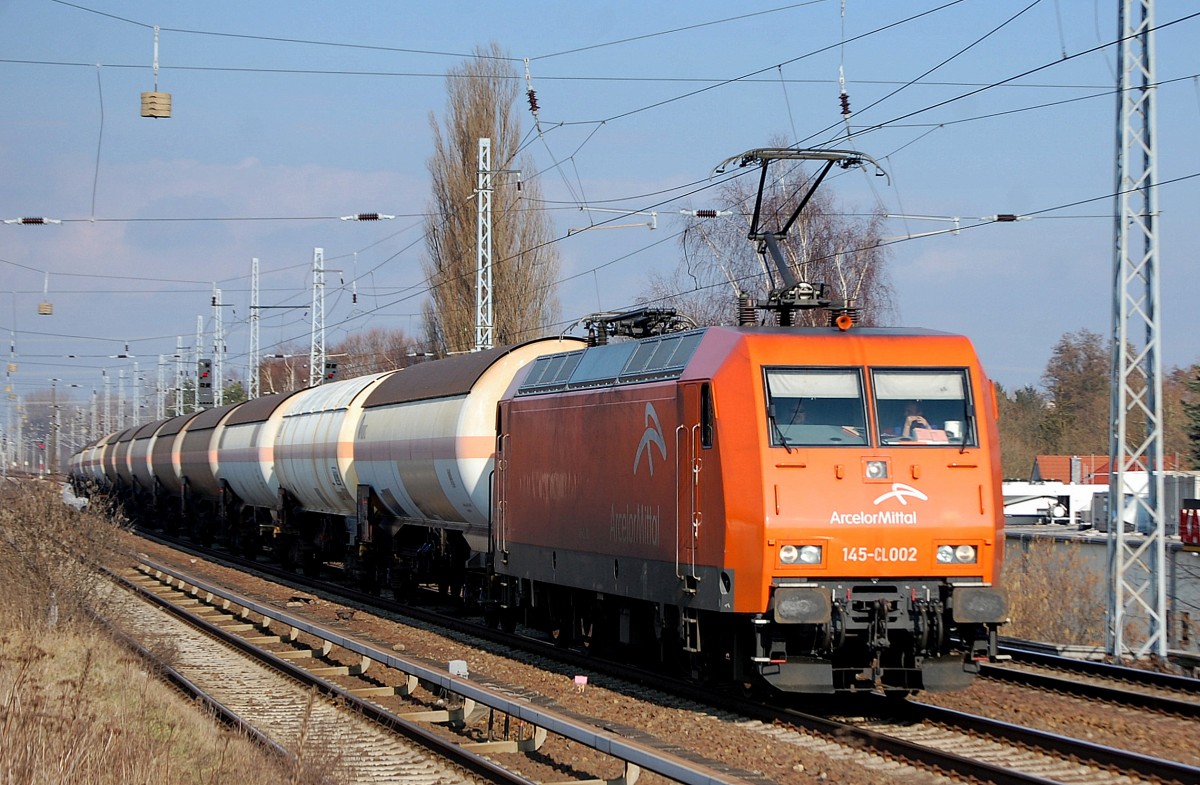 EKO Trans/Arcelor 145-CL 002 mit Ganzzug Druckgaskesselwagen am 20.02.14 Berlin-Karow.