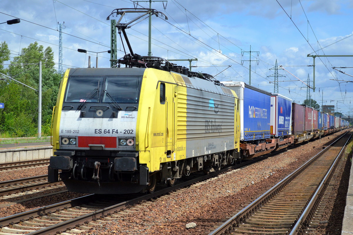 ERSR E 189-202/ES 64 F4-202 mit dem Poznan-Shuttle auf dem Rückweg nach Rotterdam am 06.07.16 Bf. Flughafen Berlin-Schönefeld.