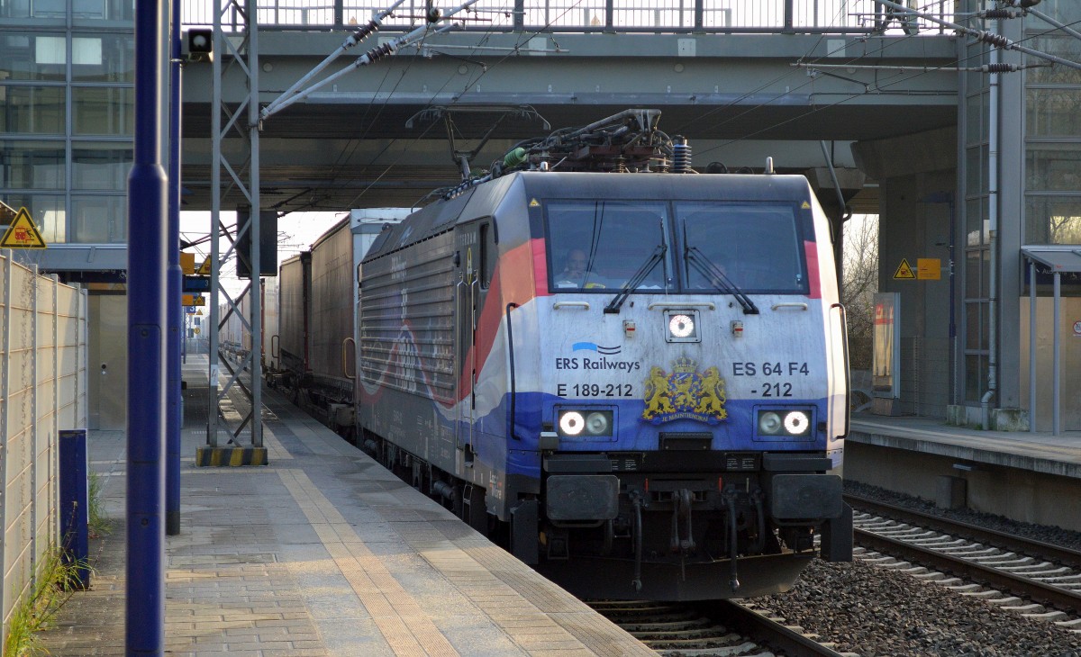 ERSR Poznan-Shuttle mit E 189-212 auf dem Rückweg nach Rotterdam am 16.12.15 Berlin-Hohenschönhausen.