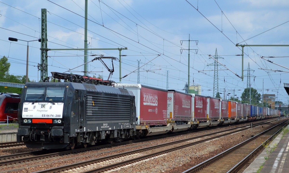ERSR Poznan-Shuttle mit MRCE Dispolok E 189-200/ES 64 F4-200 auf dem Rückweg nach Rotterdam am 16.07.15 Bhf. Flughafen Berlin-Schönefeld.