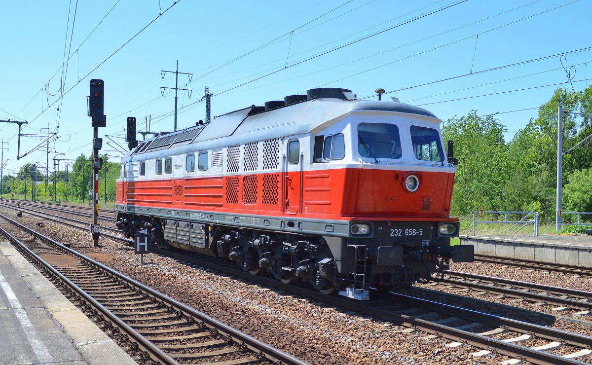 EWR 232 658-5 am 05.06.15 Bhf. Flughafen Berlin-Schönefeld.