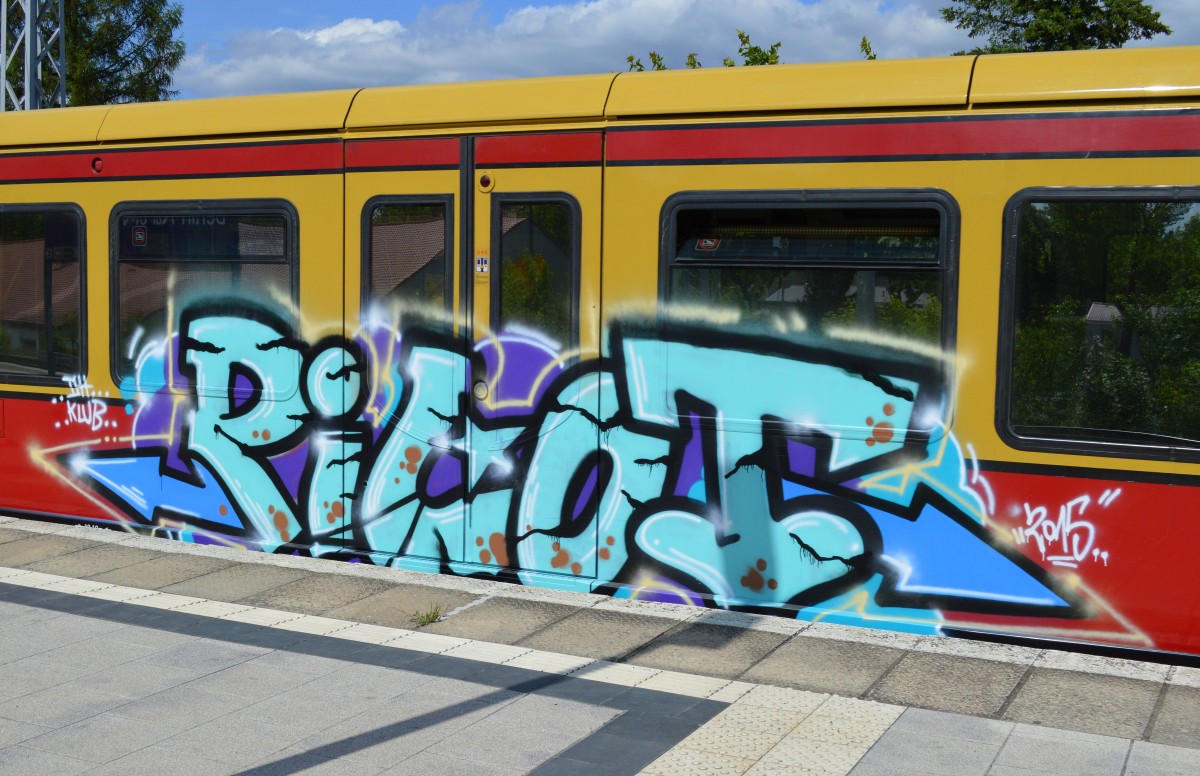 Graffiti gesichtet am 09.06.15 Berlin-Karow.