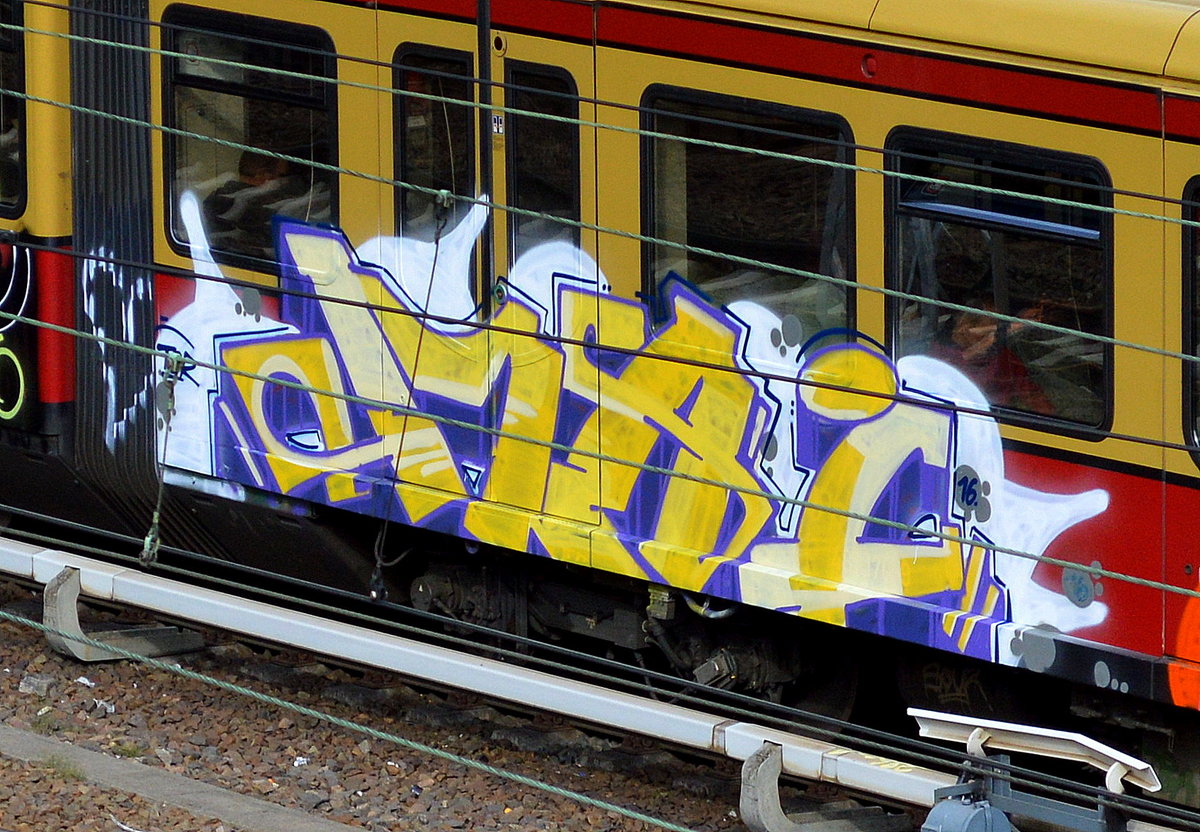 Graffiti gesichtet am 30.09.16 Berlin-Springpfuhl.