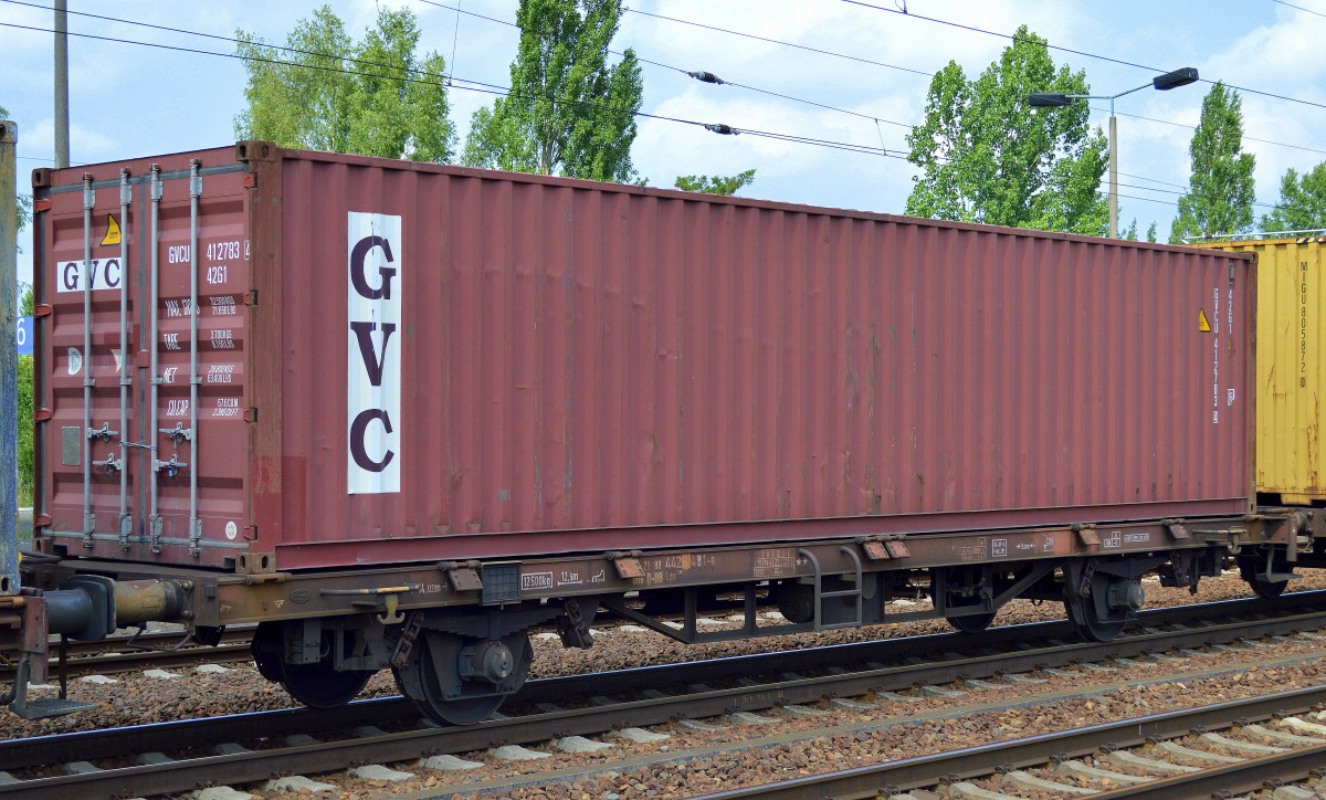 GVC Container am 16.07.15 Bhf. Flughafen Berlin-Schönefeld.