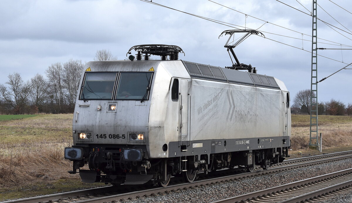 HANSE Bahn Nord GmbH mit ihrer  145 086-5  [NVR-Nummer: 91 80 6145 086-5 D-HANSE] am 24.02.26 Höhe Bahnhof Rodleben.