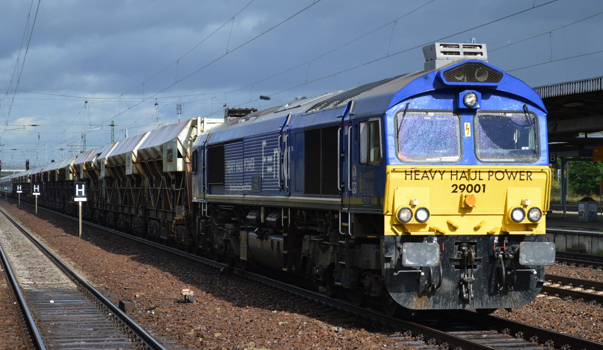 HHPI 29001 (266 461-3) mit Schüttgutwagenförderzug am 20.09.15 Durchfahrt Bhf. Flughafen Berlin-Schönefeld.