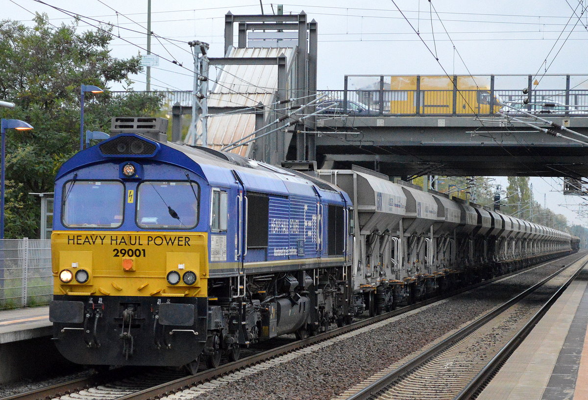 HHPI 29001 (266 461-3) mit Schüttgutwagenzug am 13.10.16 Berlin-Hohenschönhausen.