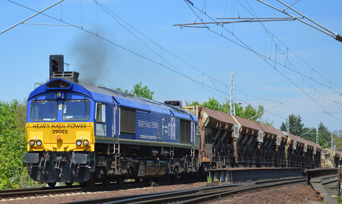 HHPI 29002/266 464-7 mit Schüttgutförderzug am 12.05.17 Berlin-Wuhlheide.