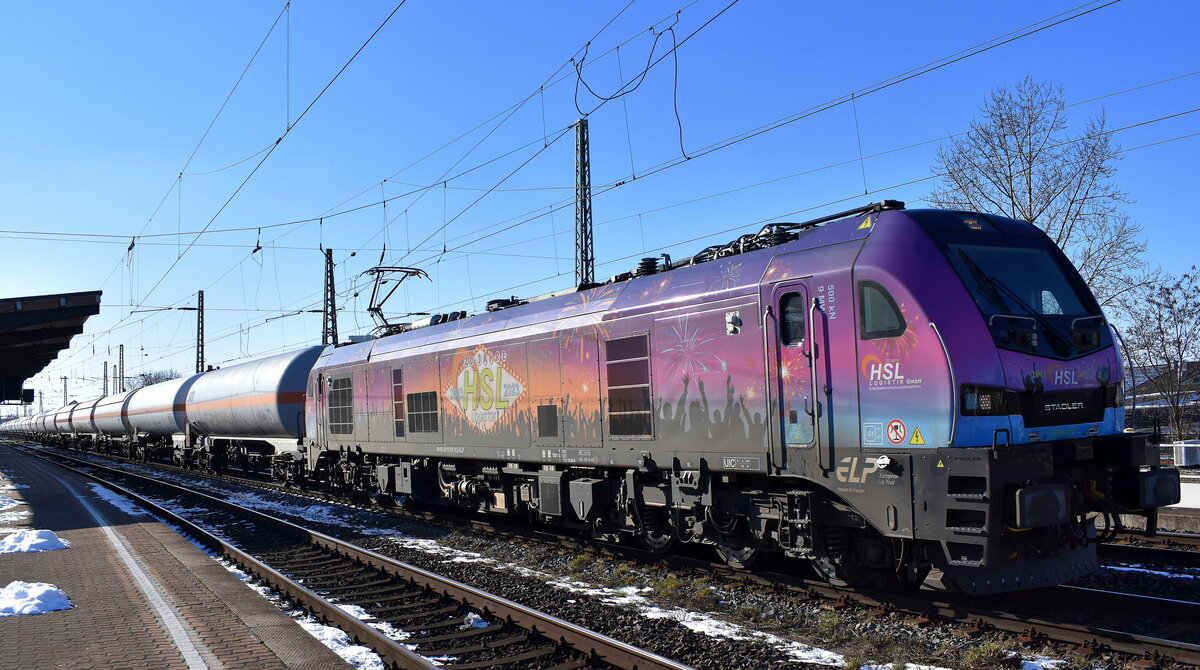 HSL Logistik GmbH, Hamburg [D] mit der geleasten ELP Euro9000 Lok  20 Jahre HSL   2019 307-8  [NVR-Nummer: 90 80 2019 307-8 D-ELP] und einem Ganzzug Druckgaskesselwagen (für Propangas)am 18.02.25 Höhe Bahnhof Magdeburg-Neustadt.