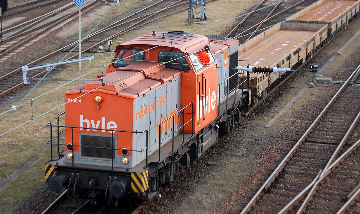 hvle V160.4 (203 109-4) rangiert im RLCW Elsatl/Wustermark mehere DB Triebzüge der BR 430, 03.03.14