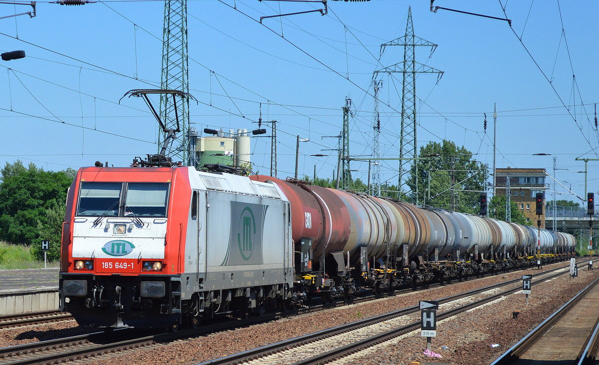 ITL 185 649-1 mit Kesselwagenzug am 23.06.16 Bf. Flughafen Berlin-Schönefeld.