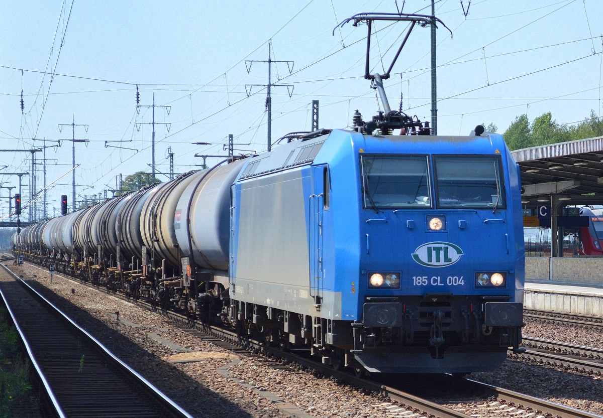 ITL 185 CL 004 (185 504-8) mit Kesselwagenzug am 03.08.15 Bhf. Flughafen Berlin-Schönefeld.