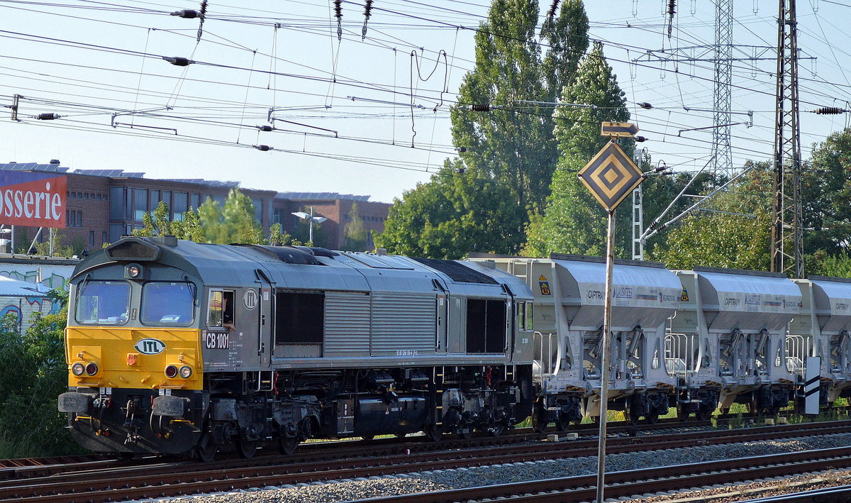 ITL CB 1001 (266 106-4) kommt mit einem leerem Ganzzug Schüttgutwagen nach Entladung vom Gebiet der Industrieübergabe Nordost in Berlin, 08.09.16 Berlin-Springpfuhl.