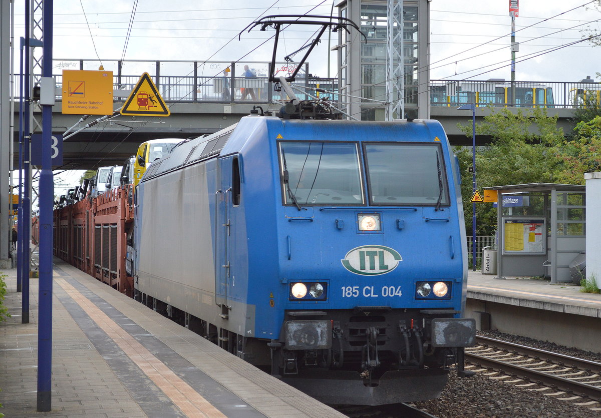 ITL mit ihrer 185 CL 004 (185 504-8) mit PKW-Transportzug am 12.09.17 Durchfahrt Bf. Berlin-Hohenschönhausen.