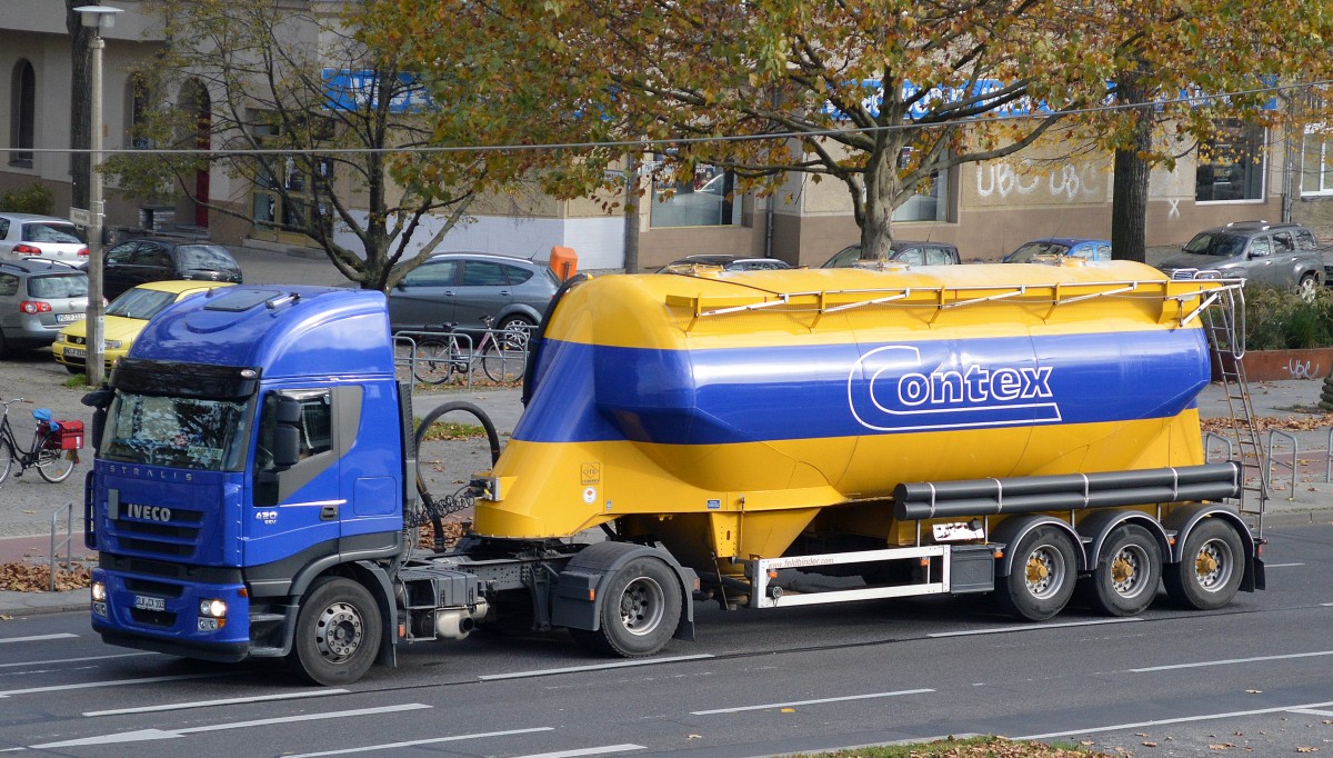 IVECO STRALIS 420 EEV mit Siloauflieger der Fa. Contex am 04.11.14 Berlin-Adlershof.