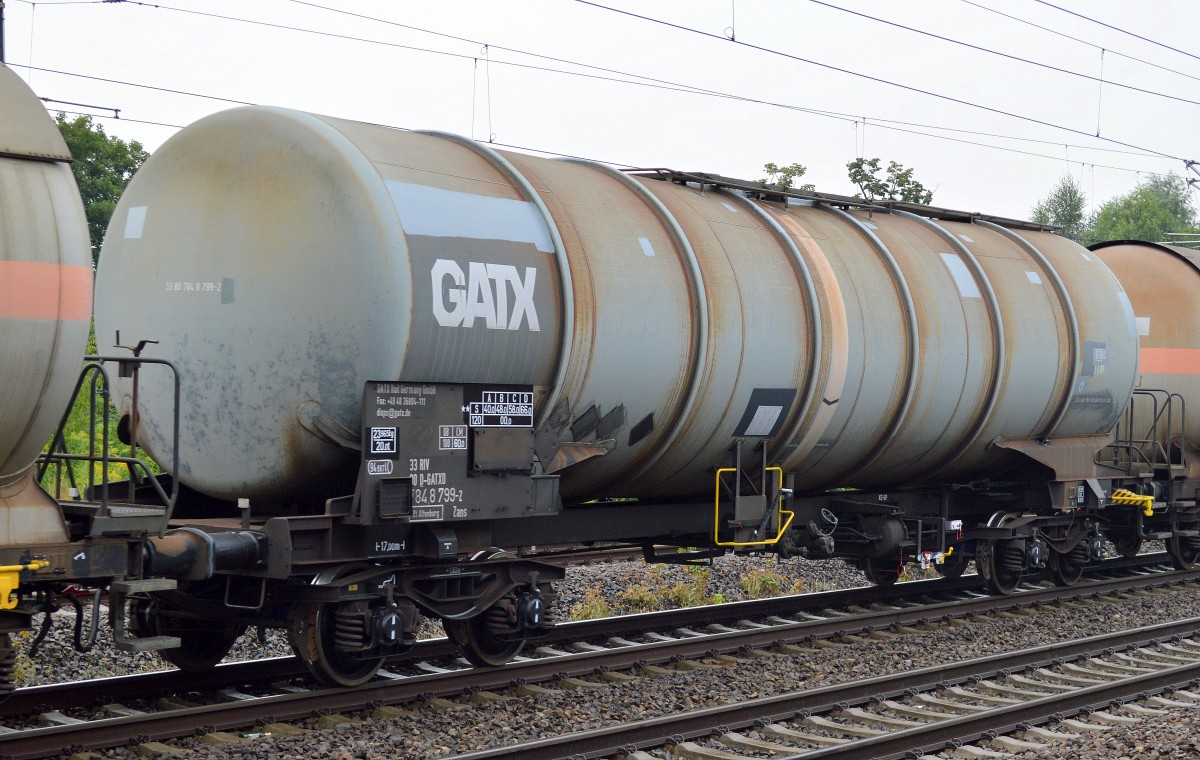 Kesselwagen vom Einsteller GATX Germany mit der Nr. 33 RIV 80 D-GATXD 784 8 799-2 Zans Bf. Altenburg am 28.07.14 Berlin-Blankenburg.