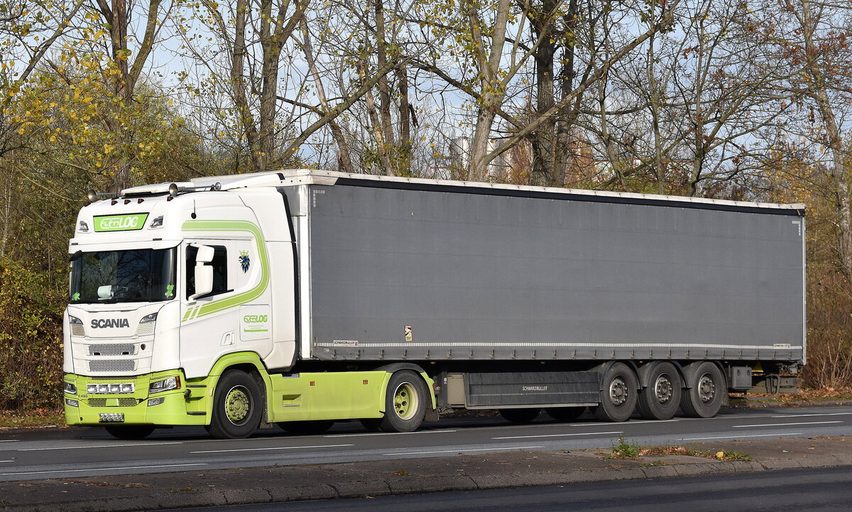 Kroatische Spedition ELEN LOG d.o.o. mit einem Sattelzug mit SCANIA R 480 Zugmaschine am 12.11.25 Berlin Marzahn.