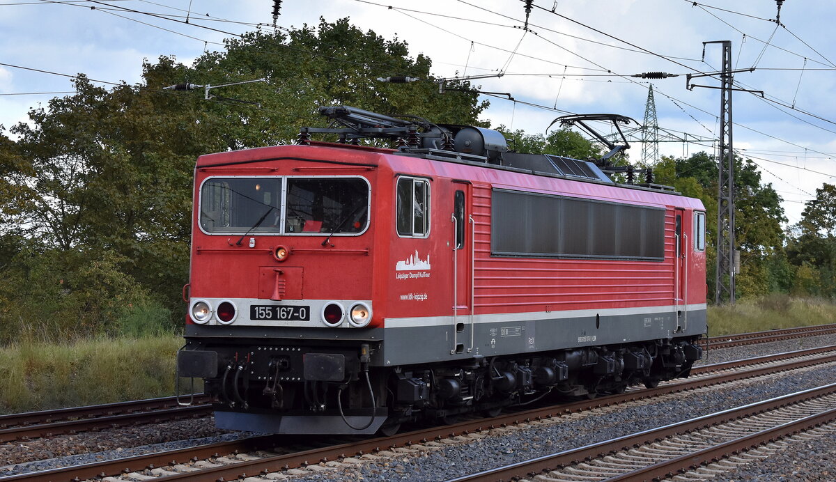 Leipziger Dampf KulTour GbR, Leipzig mit ihrer  155 167-0  (NVR:  91 80 6155 167-0 D-LDK ) am 29.09.25 Höhe Bahnhof Saarmund.