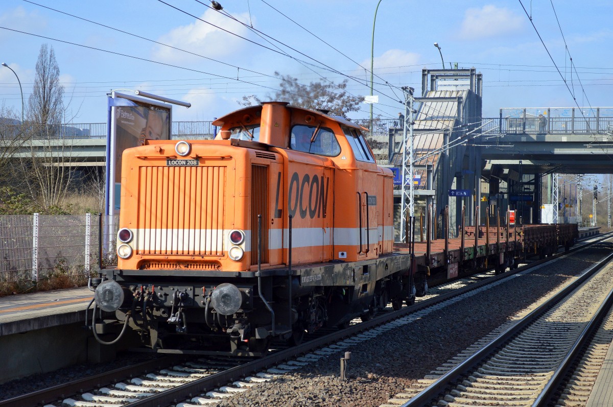 LOCON 208 (212 357-8) mit drei Wagen am 04.03.16 Berlin-Hohenschönhausen.