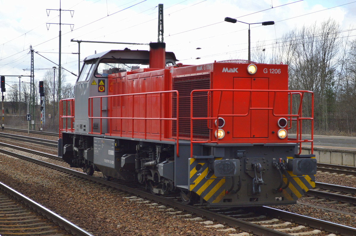 LOCON 275 809-2 am 28.02.17 Bf. Flughafen Berlin-Schönefeld.