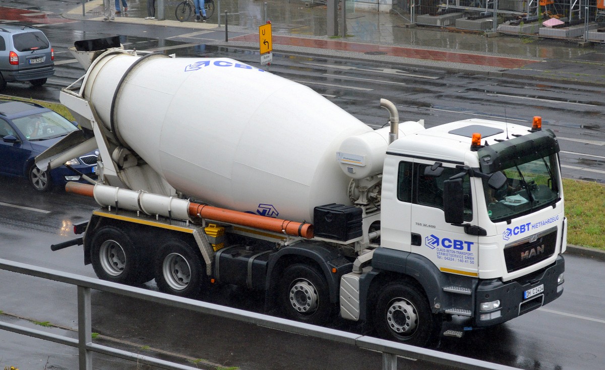 MAN TGS 32.400 Betonmischfahrzeug (Mietfahrzeug) der Fa. CBT am 14.07.15 Berlin-Adlershof.