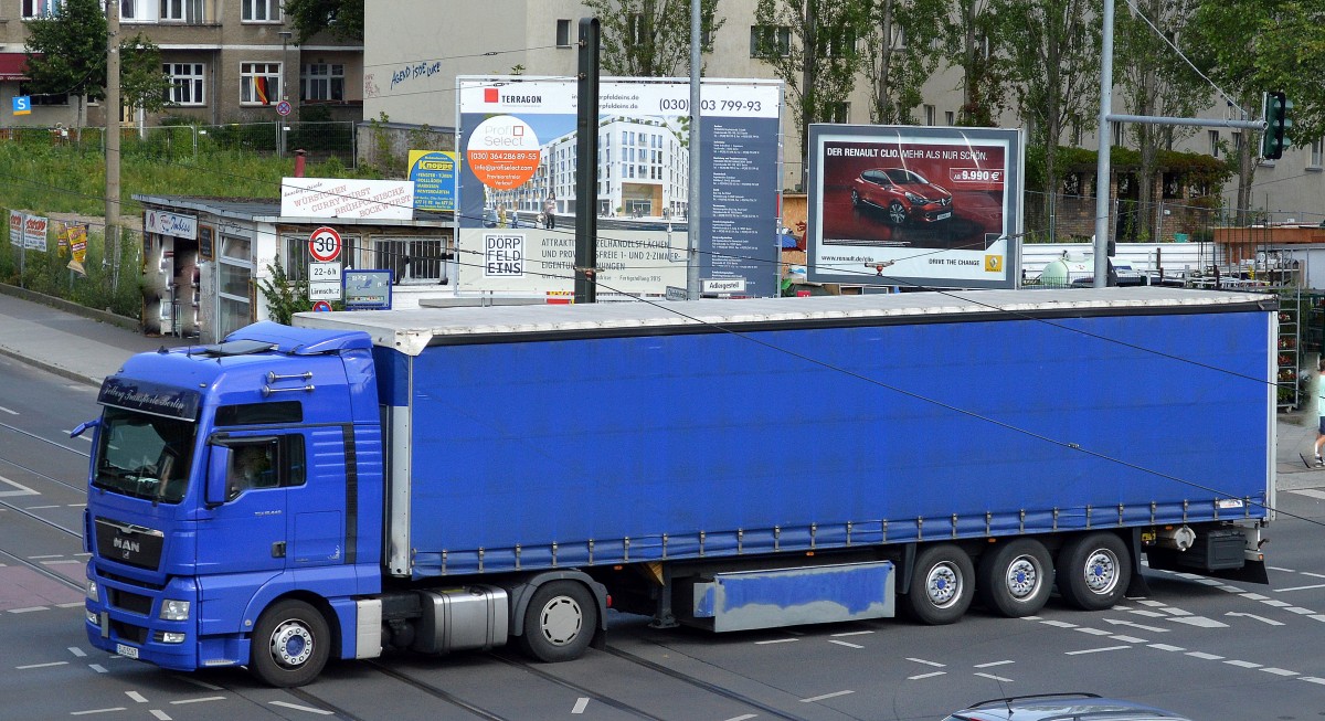 MAN TGX 18.440 Sattelzug am 15.07.14 Berlin-Adlershof.