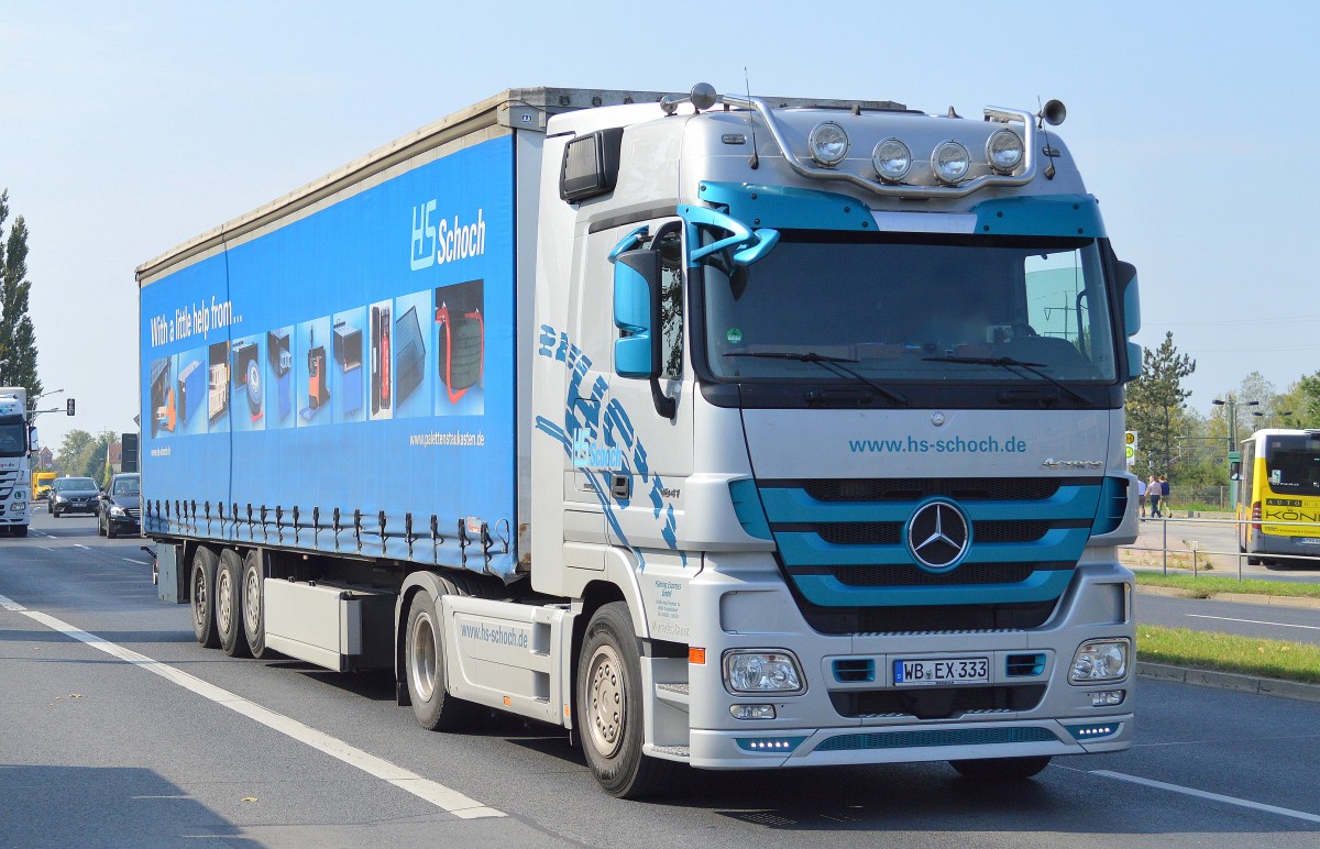 MB ACTROS 1841 Sattelzug der Fa. HS Schoch am 16.09.14 Bhf. Flughafen Berlin-Schönefeld.