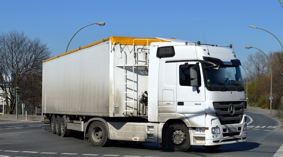 MB ACTROS 1846 mit Auflieger Richtung Berliner Westhafen am 20.03.14 Berlin-Beusselstr.