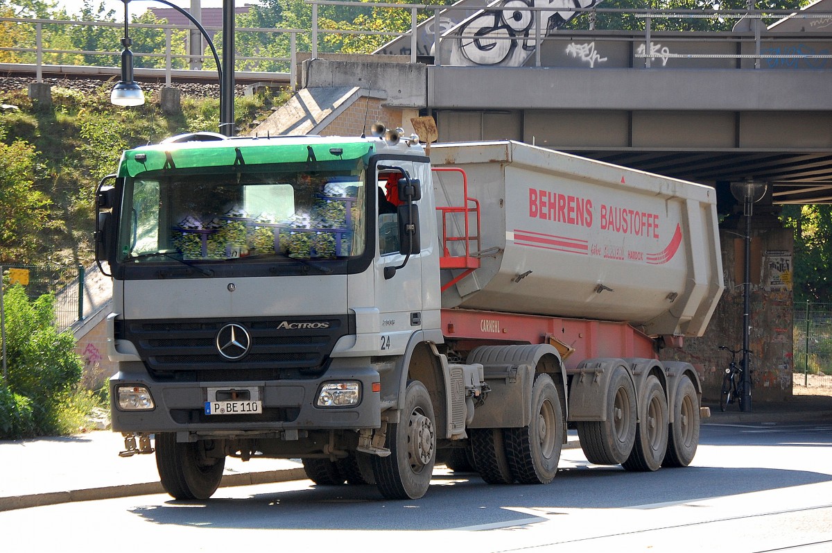 MB ACTROS 2036 Sattelkipper der Fa. BEHRENS BAUSTOFFE, 06.09.13 Berlin-Pankow.