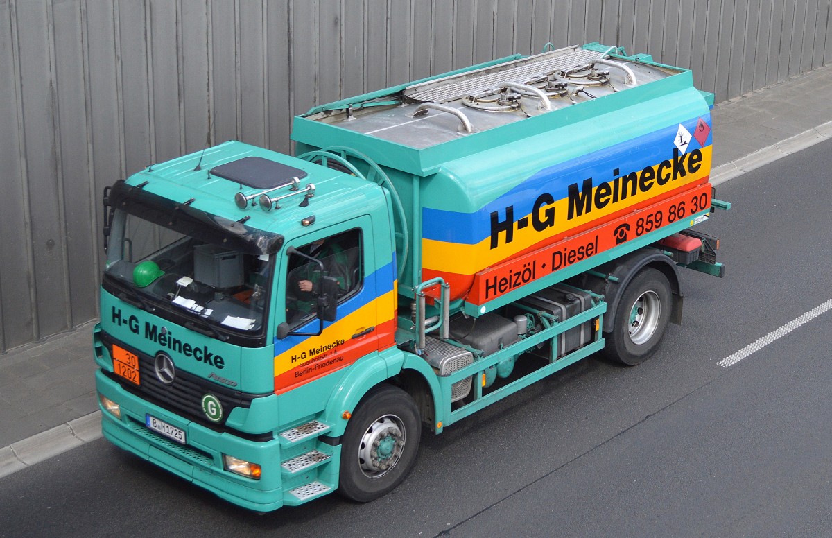 MB ATEGO Tanklaster für lt UN-Nr. 30/1202 Dieselkraftstoff-Transporte der Fa. H-G Meinecke am 07.05.15 Berliner Stadtautobahn Höhe Knobelsdorffstr.