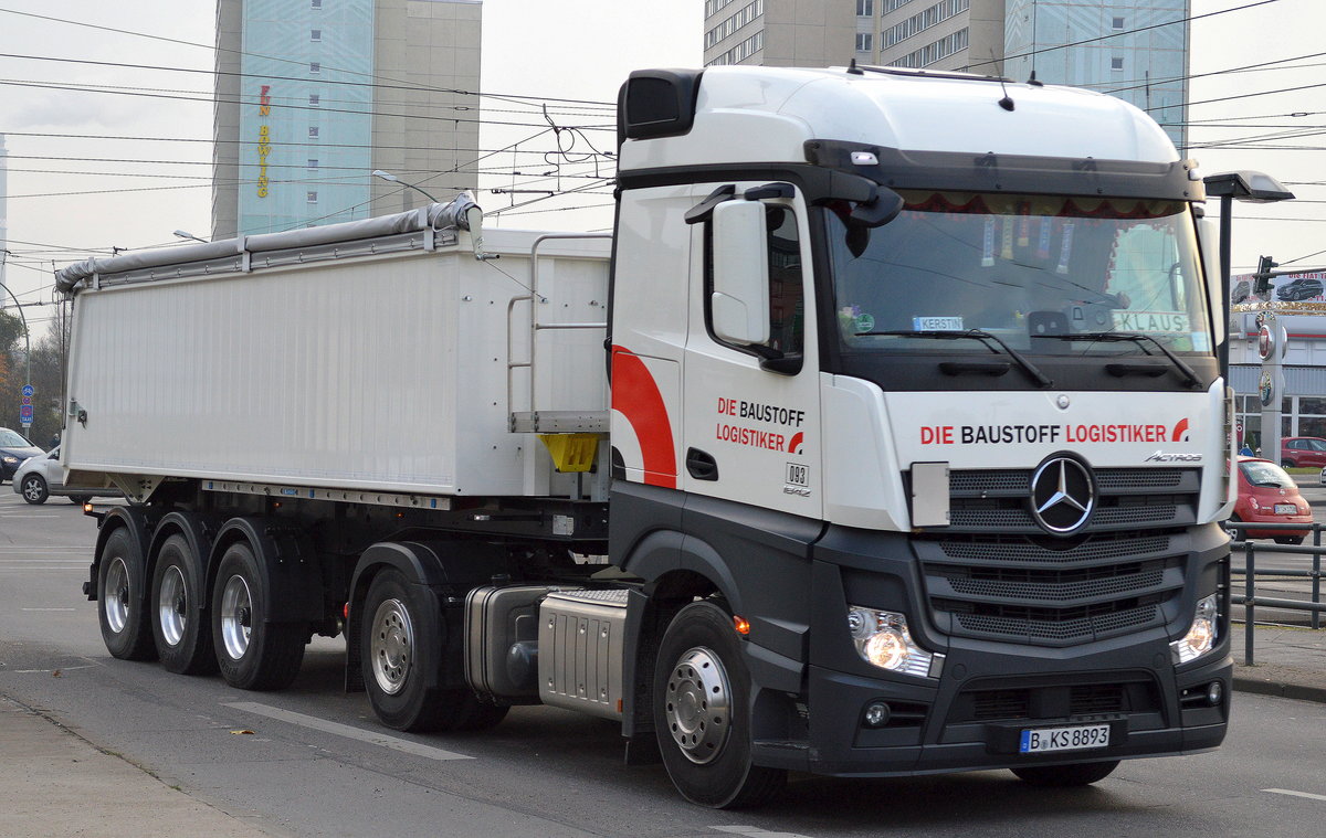 MB NEW ACTROS 1842 Sattelkipper Fa. DIE BAUSTOFF LOGISTIKER am 10.11.16 Berlin Marzahn.